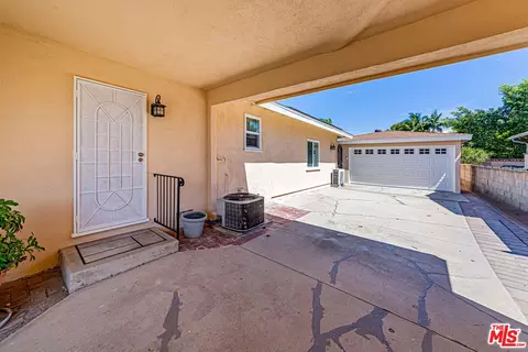 Exterior - 10530 Dolan Ave, Downey, CA 90241 photo 5 of 6