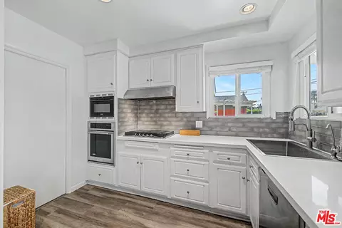 Kitchen - 10530 Dolan Ave, Downey, CA 90241 photo 3 of 3