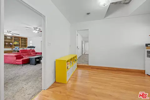 Entry Way - 10530 Dolan Ave, Downey, CA 90241 photo 3 of 3