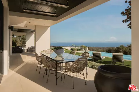 Exterior - 1130 E Mountain Dr, Montecito, CA 93108 photo 4 of 7