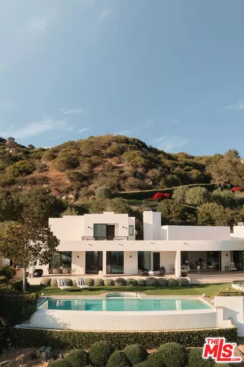 Exterior - 1130 E Mountain Dr, Montecito, CA 93108 photo 6 of 7