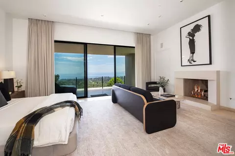 Bedroom - 1130 E Mountain Dr, Montecito, CA 93108 photo 1 of 4