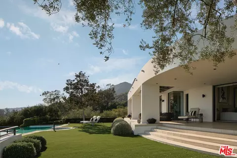 Exterior - 1130 E Mountain Dr, Montecito, CA 93108 photo 3 of 7