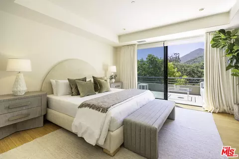 Bedroom - 1130 E Mountain Dr, Montecito, CA 93108 photo 4 of 4