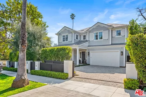 210 21st St, Santa Monica, CA 90402