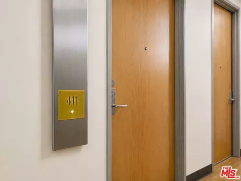 1850 Industrial St #411, Los Angeles, CA 90021