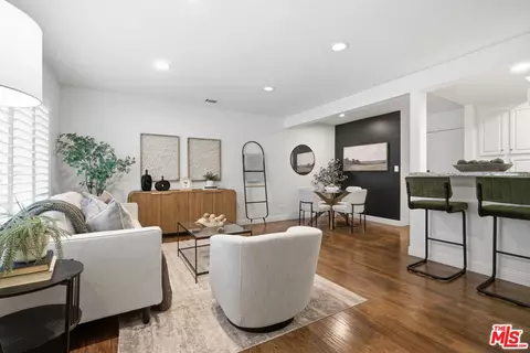 Living - 762 E Orange Grove Blvd #3, Pasadena, CA 91104 photo 1 of 1