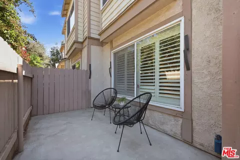 Exterior - 762 E Orange Grove Blvd #3, Pasadena, CA 91104 photo 2 of 2
