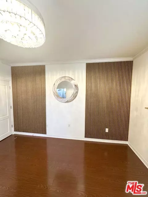 1025 Dewey Ave #205, Los Angeles, CA 90006