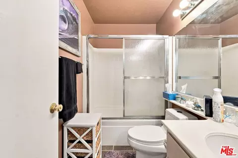 Bath - 2462 N Lancewood Ave, Rialto, CA 92377 photo 4 of 4