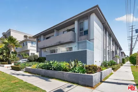 1754 Federal Ave, Los Angeles, CA 90025