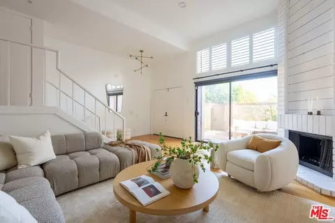 4600 Glencoe Ave #2, Marina Del Rey, CA 90292