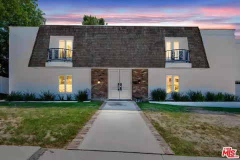 16608 Park Lane Cir, Los Angeles, CA 90049