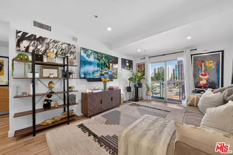 100 S Alameda St #476, Los Angeles, CA 90012