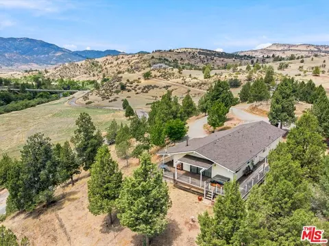 View/Area - 3721 Copco Rd, Hornbrook, CA 96044 photo 5 of 6