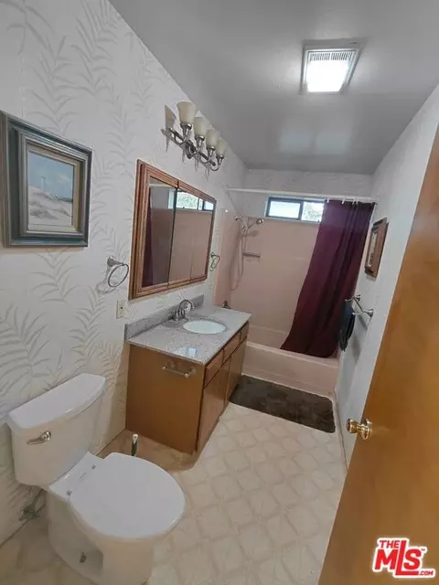 Bath - 3721 Copco Rd, Hornbrook, CA 96044 photo 3 of 3