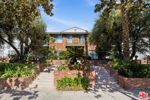 837 S Windsor Blvd #6, Los Angeles, CA 90005