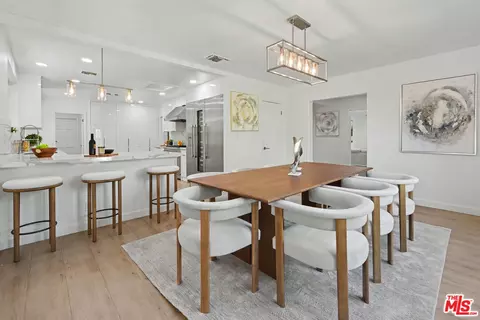 344 S Camden Dr, Beverly Hills, CA 90212