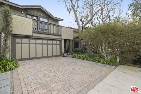 29206 Heathercliff Rd, Malibu, CA 90265