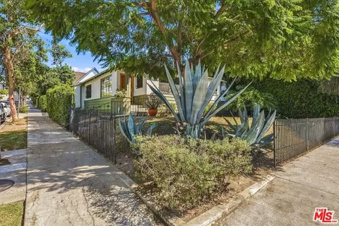 402 S Coronado St, Los Angeles, CA 90057