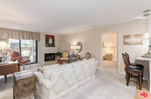 8515 Falmouth Ave #209, Los Angeles, CA 90293