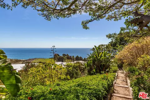 View/Area - 24630 Blue Dane Ln, Malibu, CA 90265 photo 3 of 3