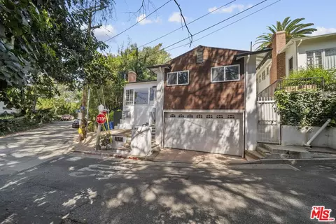 6295 Ivarene Ave, Los Angeles, CA 90068