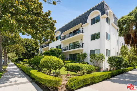 404 San Vicente Blvd #204, Santa Monica, CA 90402