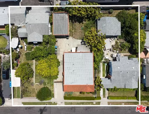 11818 Iowa Ave, Los Angeles, CA 90025