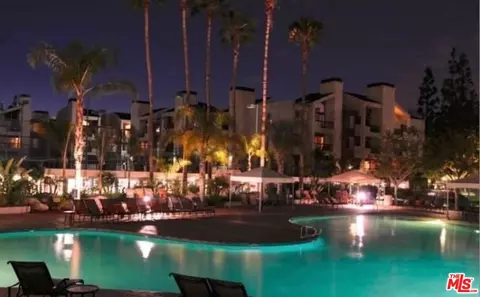 21400 Burbank Blvd #202, Woodland Hills, CA 91367