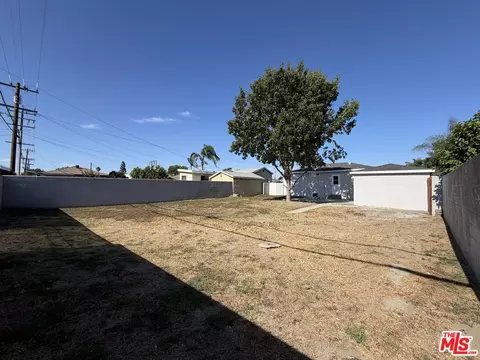 Exterior - 16503 S Cuzco Ave, Compton, CA 90221 photo 10 of 10