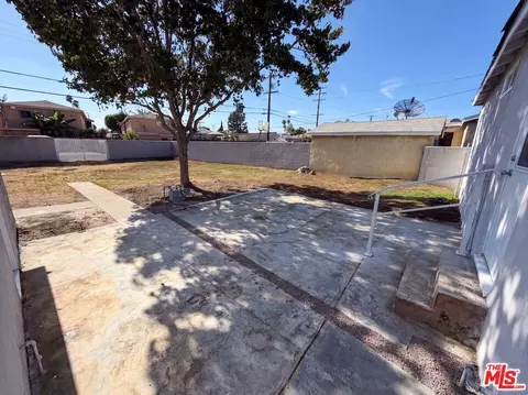 Exterior - 16503 S Cuzco Ave, Compton, CA 90221 photo 6 of 10