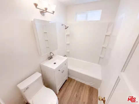 Bath - 16503 S Cuzco Ave, Compton, CA 90221 photo 1 of 3