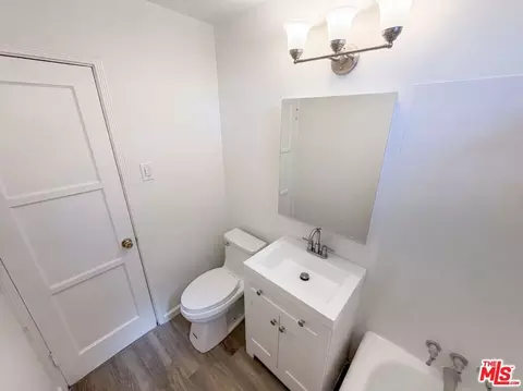 Bath - 16503 S Cuzco Ave, Compton, CA 90221 photo 3 of 3