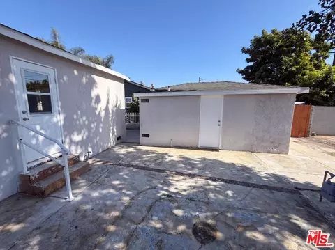 Exterior - 16503 S Cuzco Ave, Compton, CA 90221 photo 5 of 10