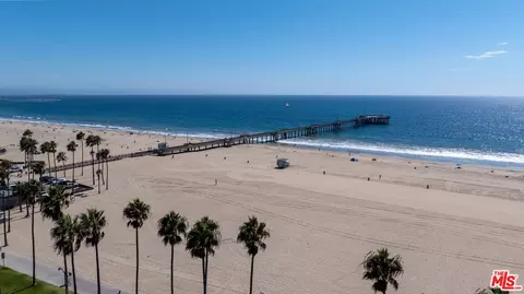 View/Area - 2013 Walnut Ave, Venice, CA 90291 photo 1 of 3