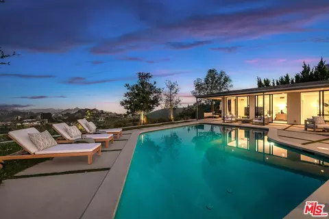 8545 Charl Ln, Los Angeles, CA 90046