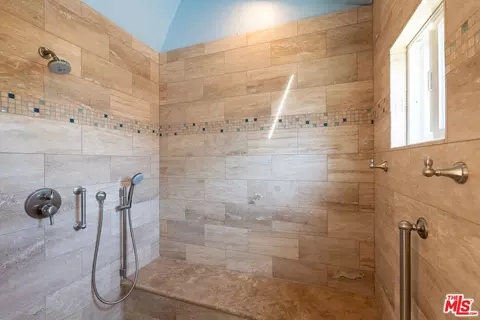 Bath - 622 E Sandra Ave, Arcadia, CA 91006 photo 3 of 3
