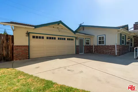 Exterior - 622 E Sandra Ave, Arcadia, CA 91006 photo 3 of 6
