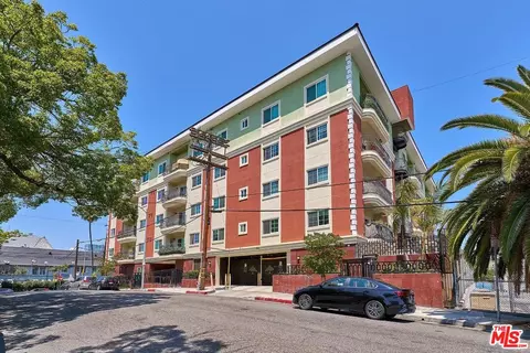 944 S Serrano Ave #301, Los Angeles, CA 90006