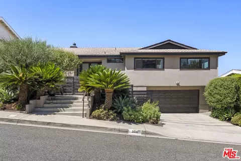 3711 Beverly Ridge Dr, Sherman Oaks, CA 91423