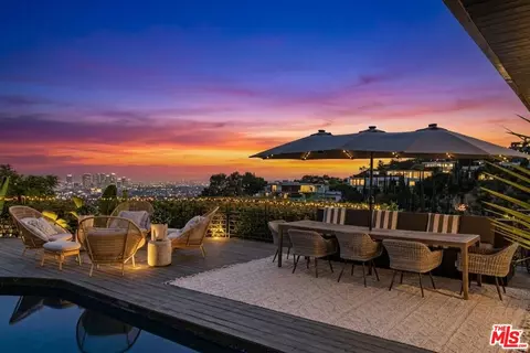 1501 Viewsite Ter, Los Angeles, CA 90069