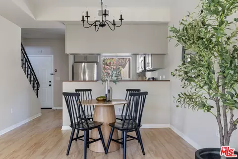 Dining - 14548 Evan Way, Van Nuys, CA 91411 photo 3 of 3