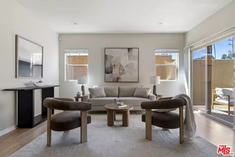 Living - 14548 Evan Way, Van Nuys, CA 91411 photo 2 of 3