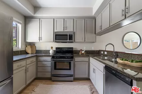 Kitchen - 14548 Evan Way, Van Nuys, CA 91411 photo 2 of 4
