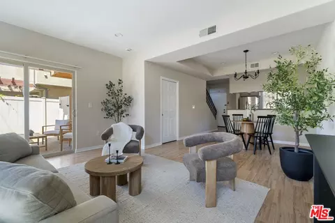 Living - 14548 Evan Way, Van Nuys, CA 91411 photo 3 of 3