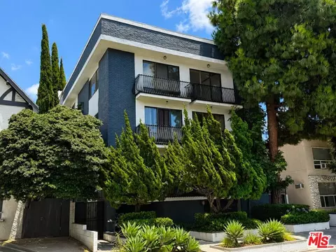 126 N Croft Ave #302, Los Angeles, CA 90048