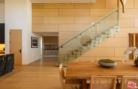 Entry Way - 29800 Cuthbert Rd, Malibu, CA 90265 photo 2 of 3