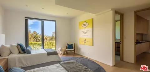 Bedroom - 29800 Cuthbert Rd, Malibu, CA 90265 photo 3 of 5