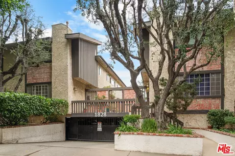 1828 Barry Ave #4, Los Angeles, CA 90025